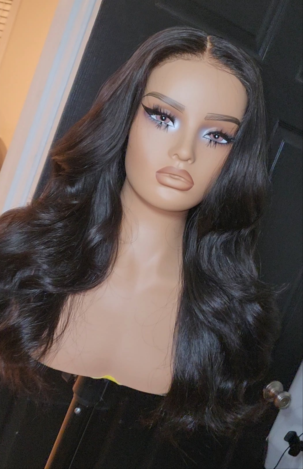 Raw Layered 5x5 HD Lace pre plucked and pre bleached Unit