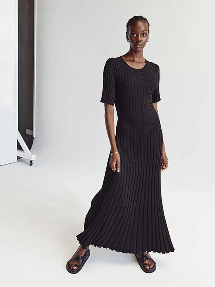 Knitted Women Long Dress Short Sleeve Pleated Lady Dresses 2024 Fashion Autumn Winter Hip Package O Neck Female Vestidos